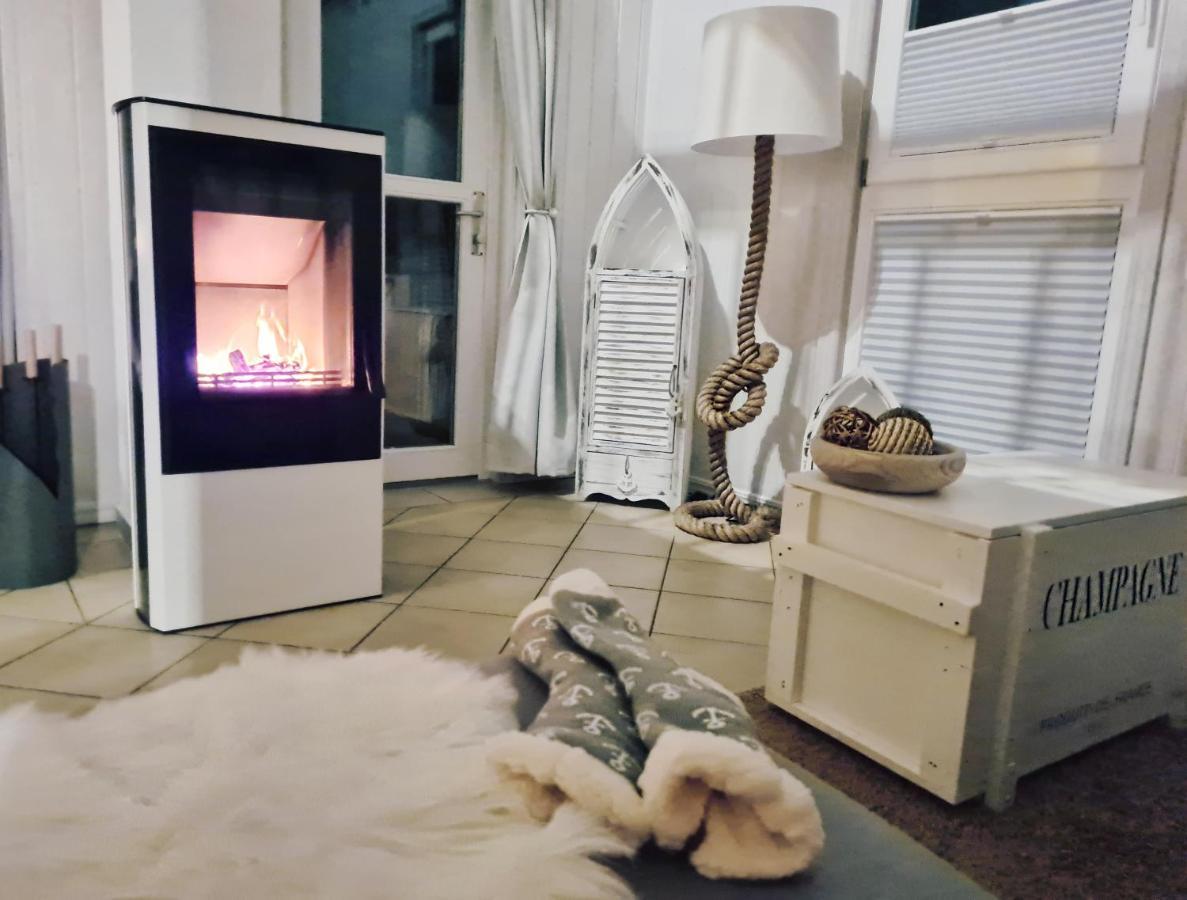 Strandhaus Ruegen - Meerblick, Sauna, Kamin & Whirlpool Baabe Luaran gambar