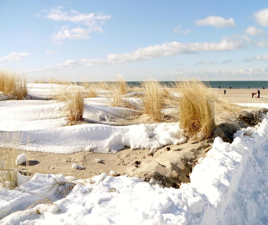 Strandhaus Ruegen - Meerblick, Sauna, Kamin & Whirlpool Baabe Luaran gambar