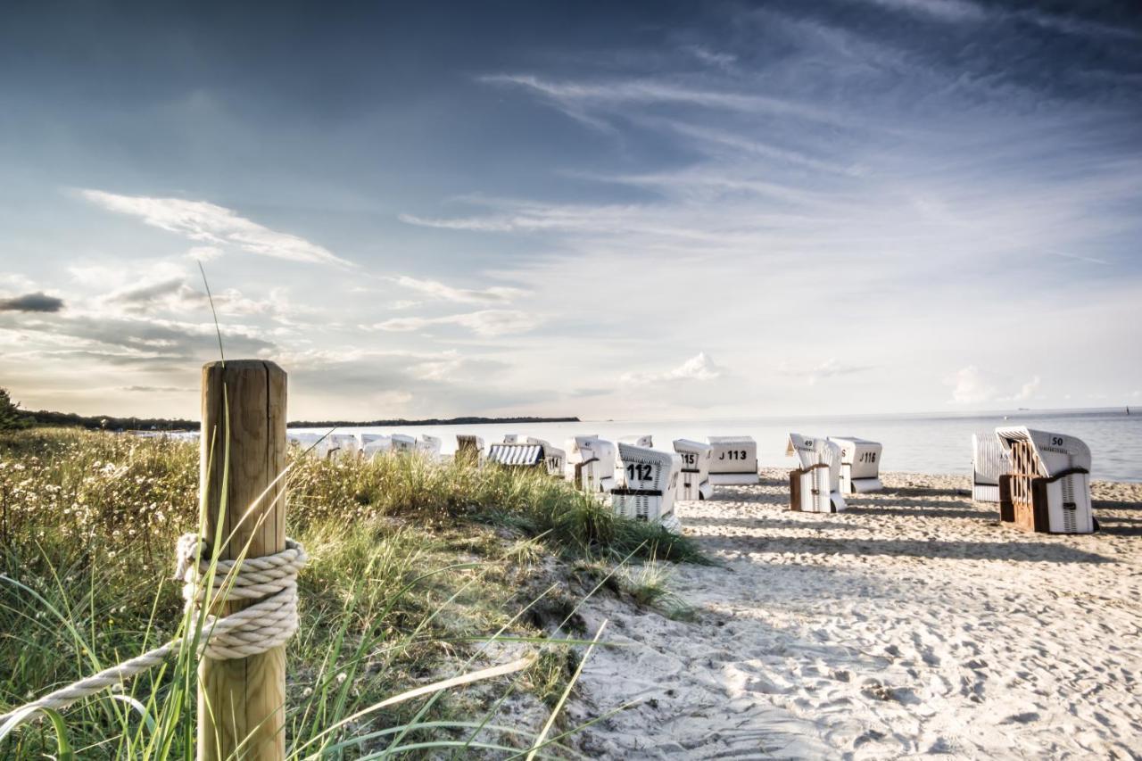 Strandhaus Ruegen - Meerblick, Sauna, Kamin & Whirlpool Baabe Luaran gambar