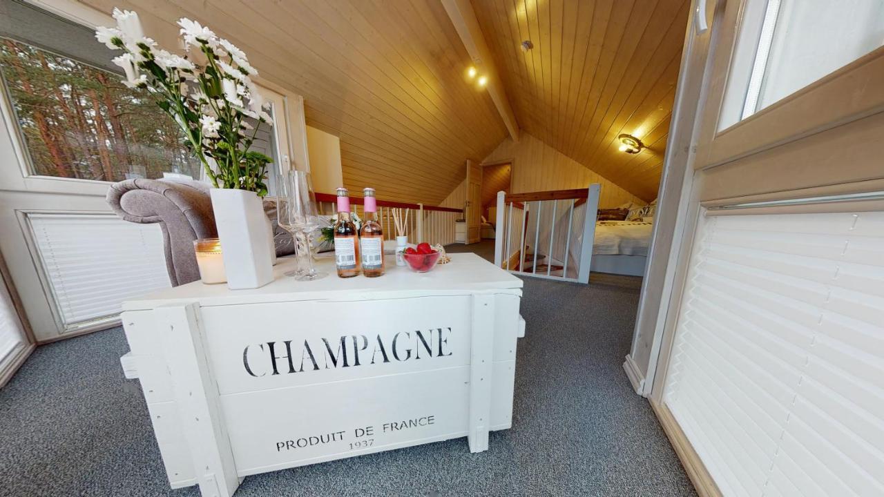 Strandhaus Ruegen - Meerblick, Sauna, Kamin & Whirlpool Baabe Luaran gambar