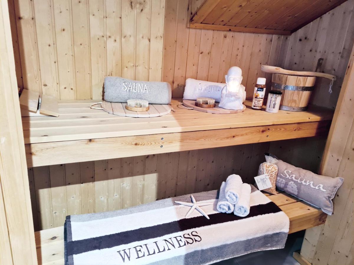 Strandhaus Ruegen - Meerblick, Sauna, Kamin & Whirlpool Baabe Luaran gambar